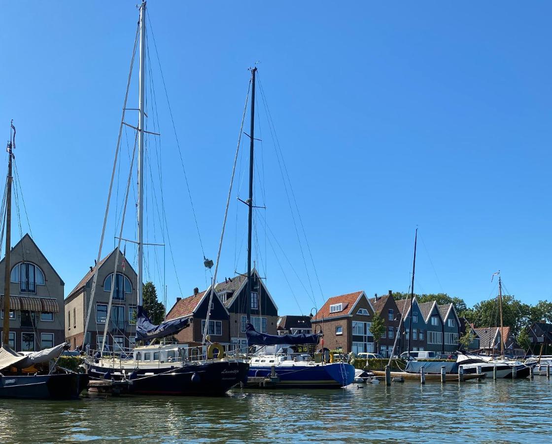 Who'S Anton For You Or Two, Monnickendam Near Amsterdam Exteriér fotografie